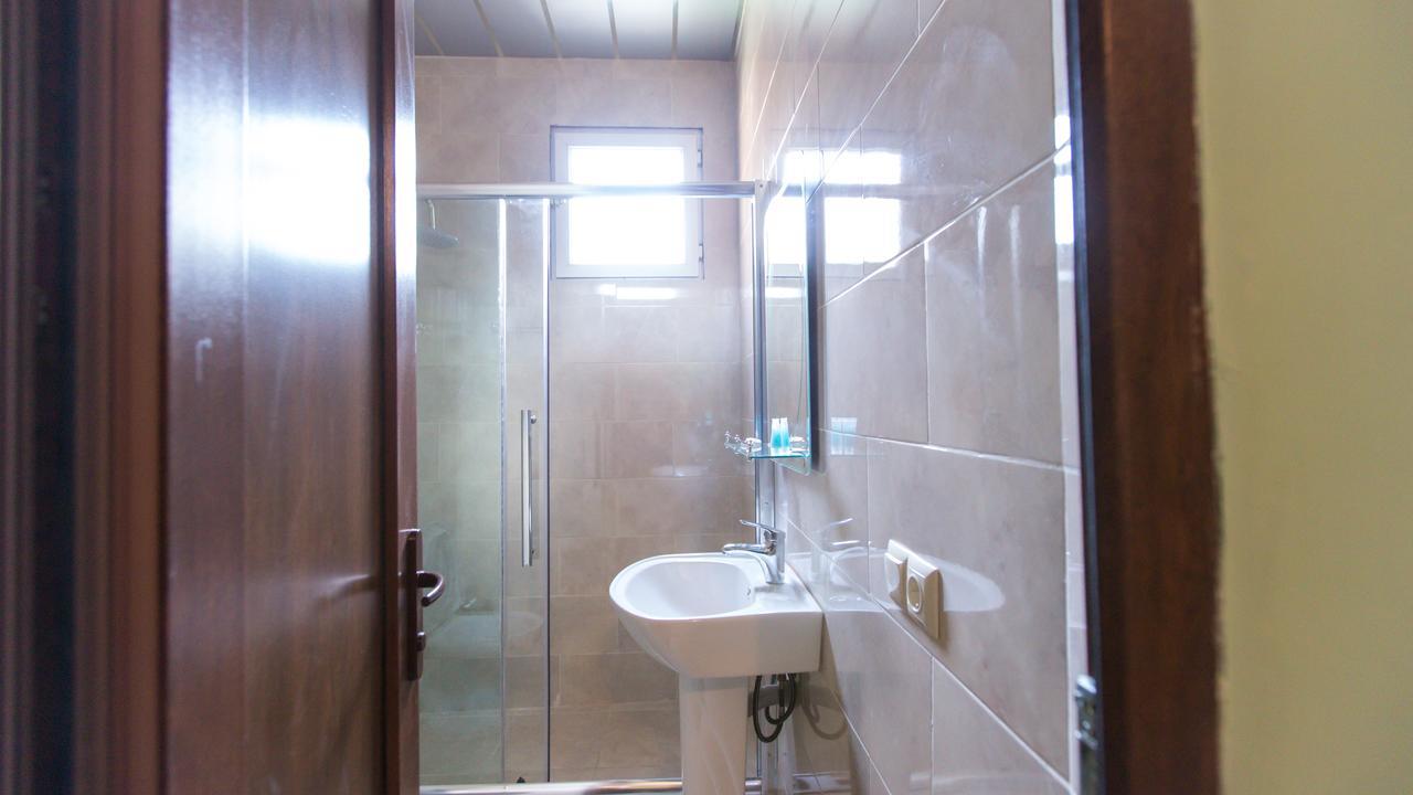 Hotel Cattaleya Batumi Eksteriør bilde